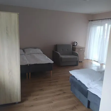Piaskowy Dwor