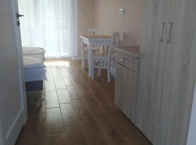 Pensionat Piaskowy Dwor 3*